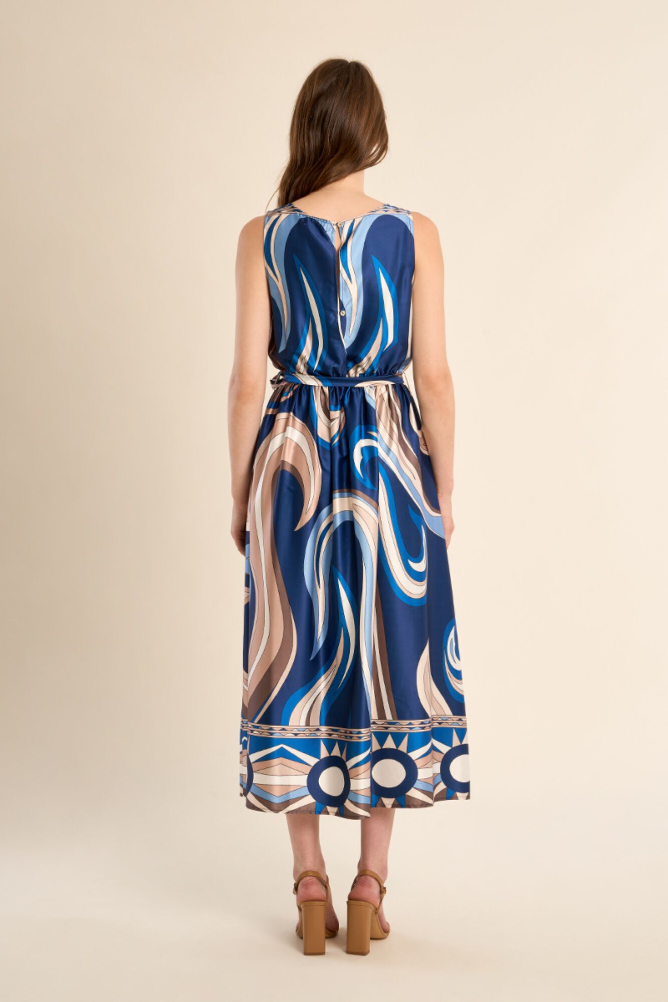 Molly Bracken Vestido comprido de manga cava estampado