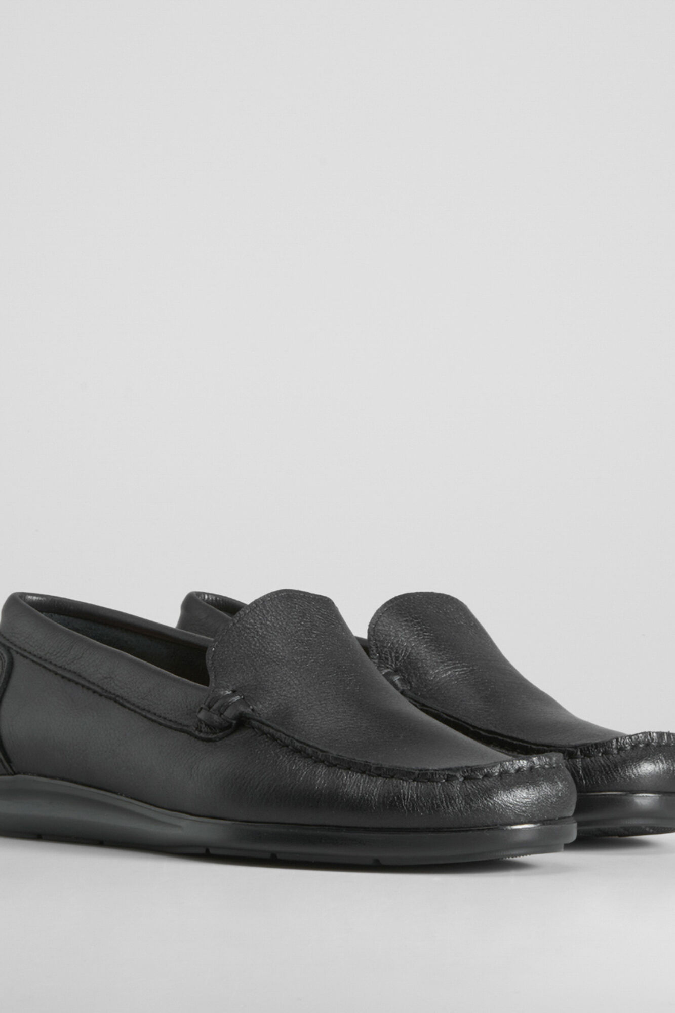 Comfeet Mocassim confort&aacute;vel leve em pele COMFEET