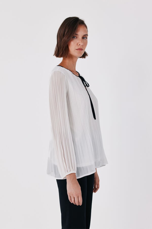 Cortefiel Pleated tie blouse Ivory