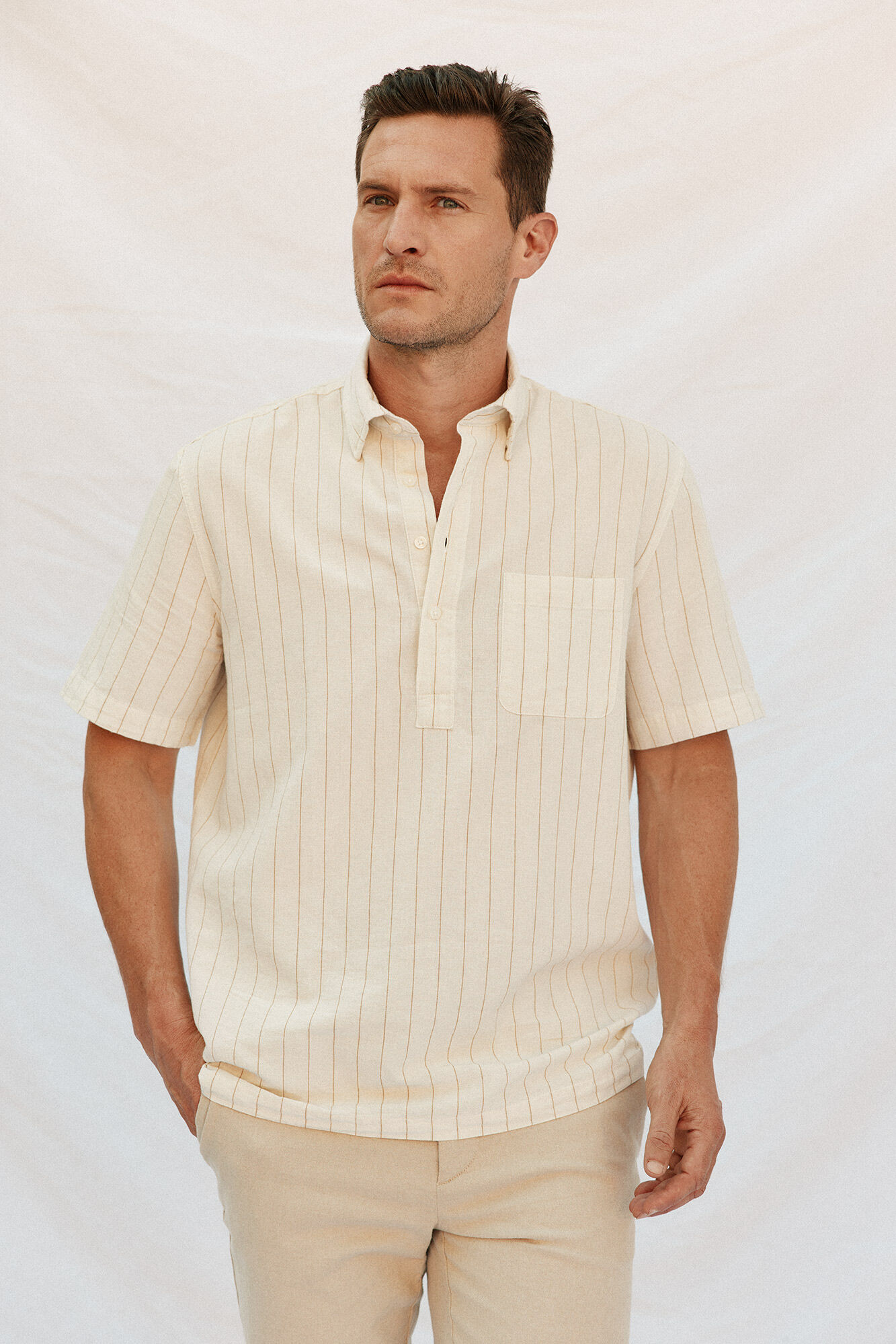 Cortefiel Camiseta riscas de algod&atilde;o e linho de manga curta