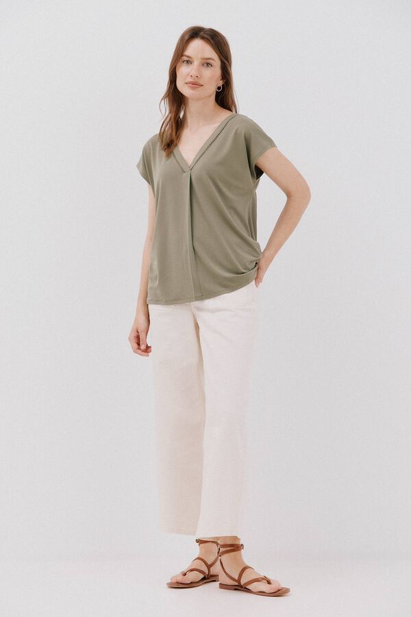 Cortefiel V -shirt with lace detail Kaki