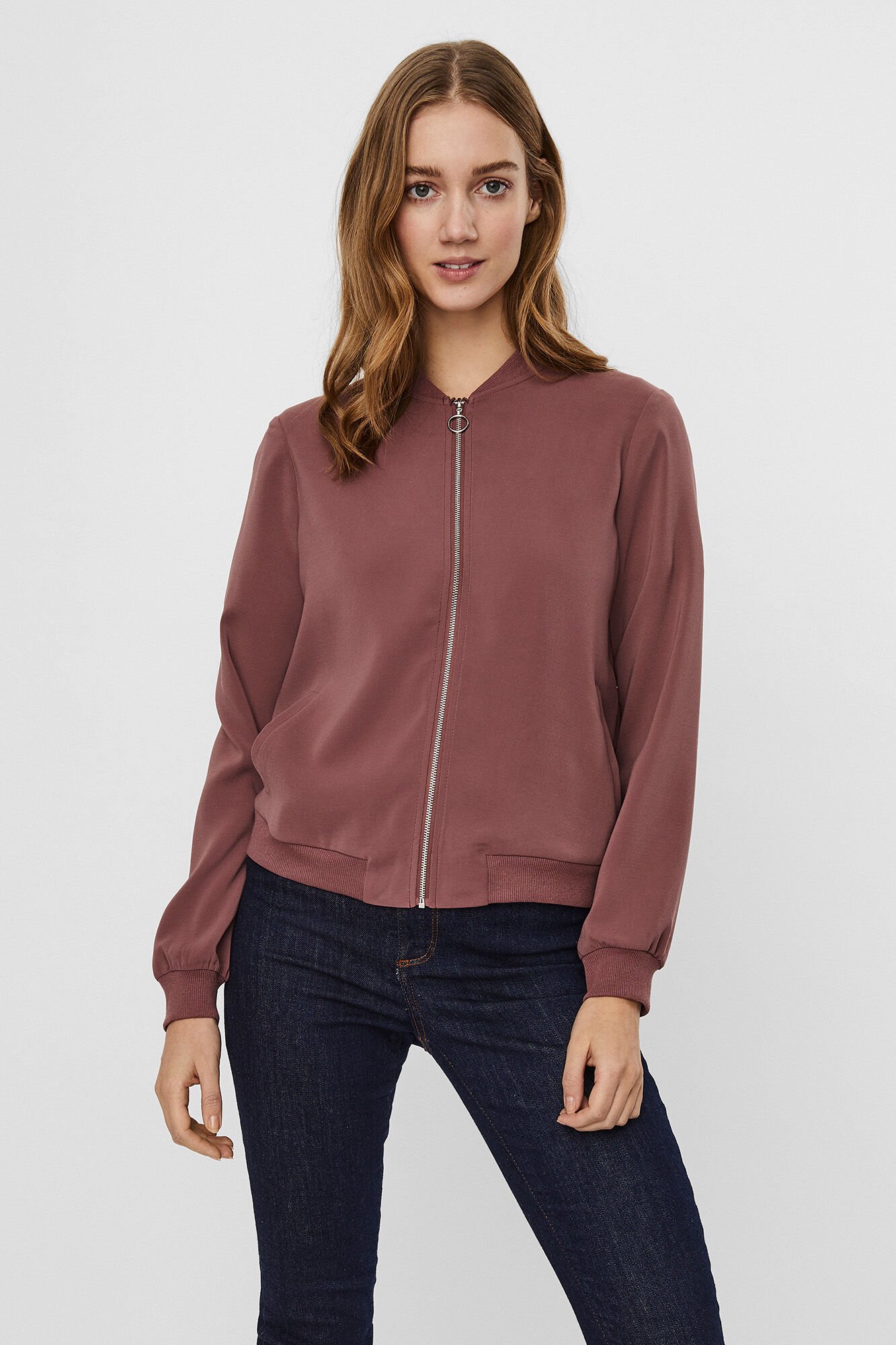 Vero Moda Blus&atilde;o bomber