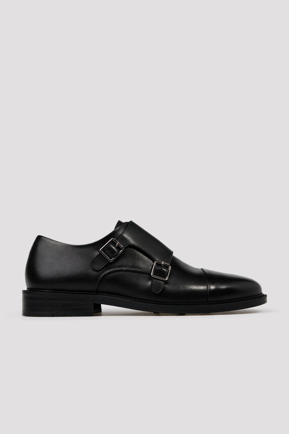Zapato vestir dos hebillas