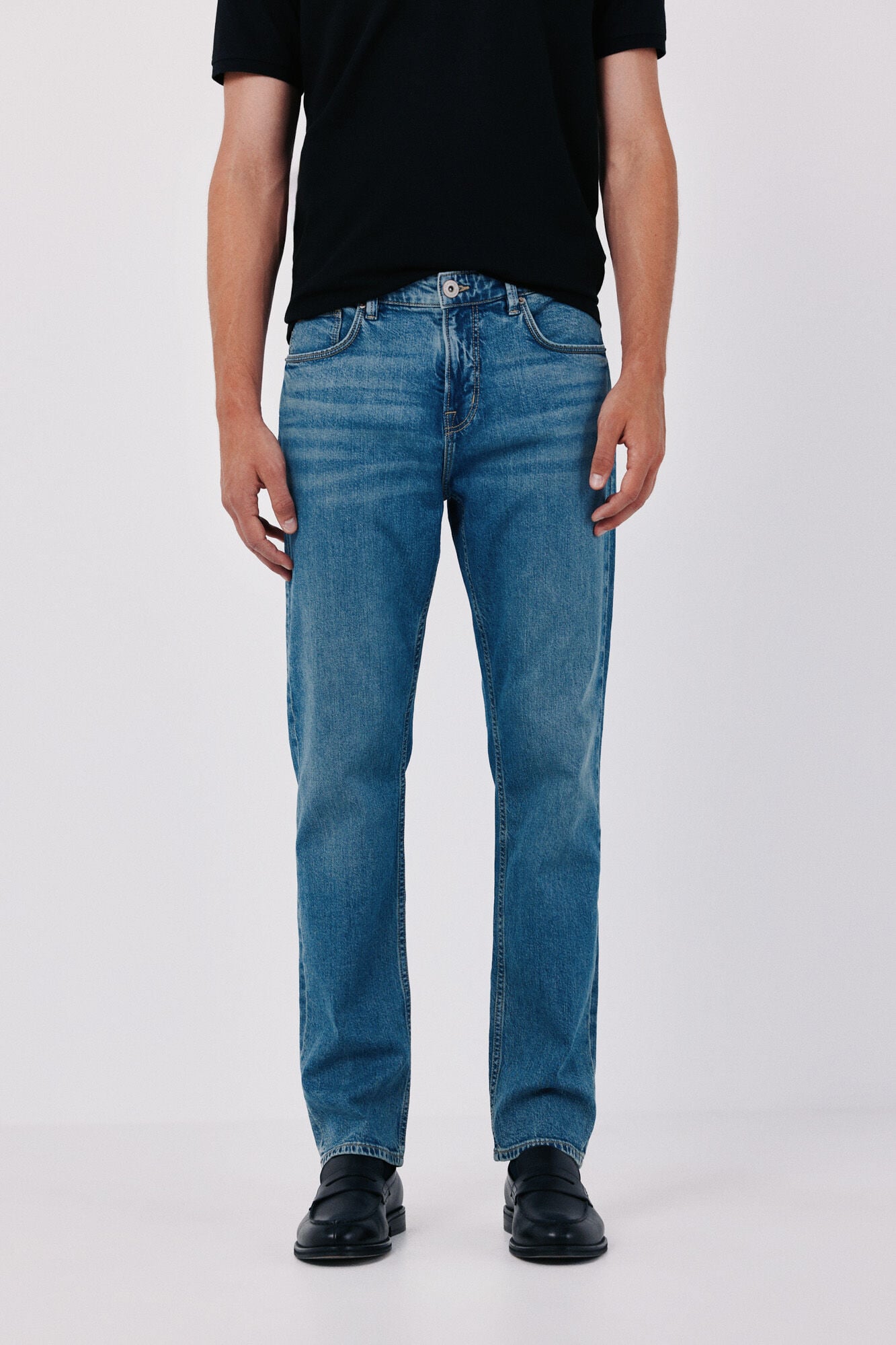Cortefiel Cal&ccedil;as jeans leves de corte regular