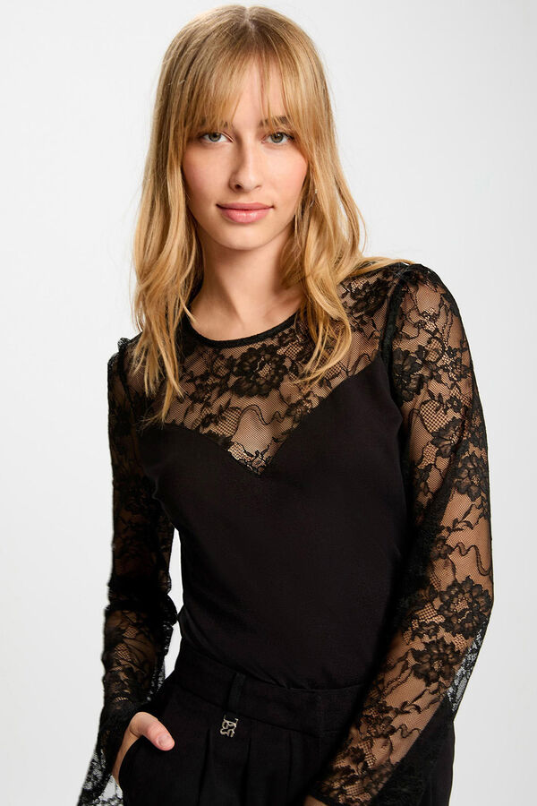 Morgan T-shirt cintada de renda Preto