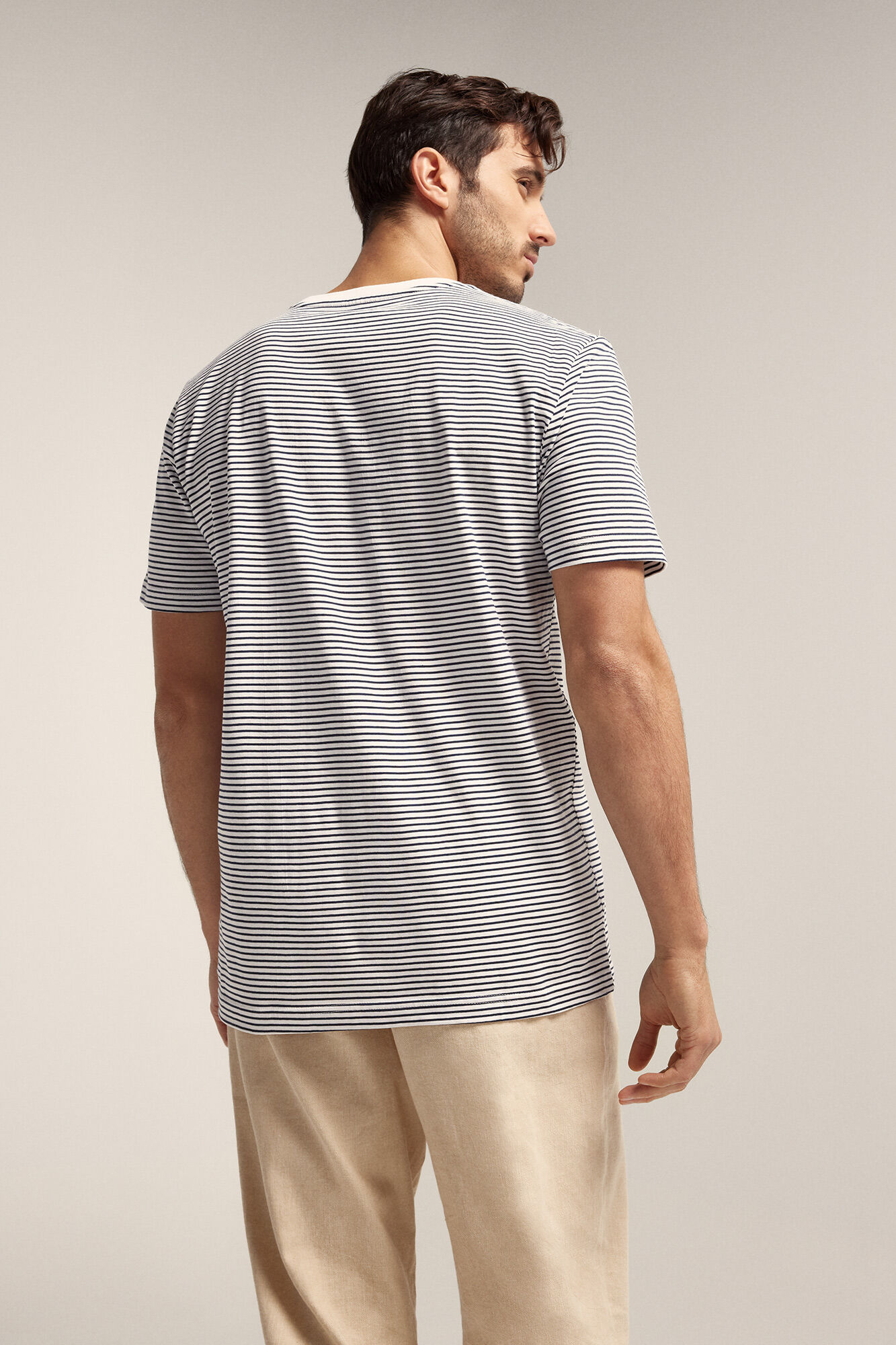 Camiseta hombre cuello perkins store