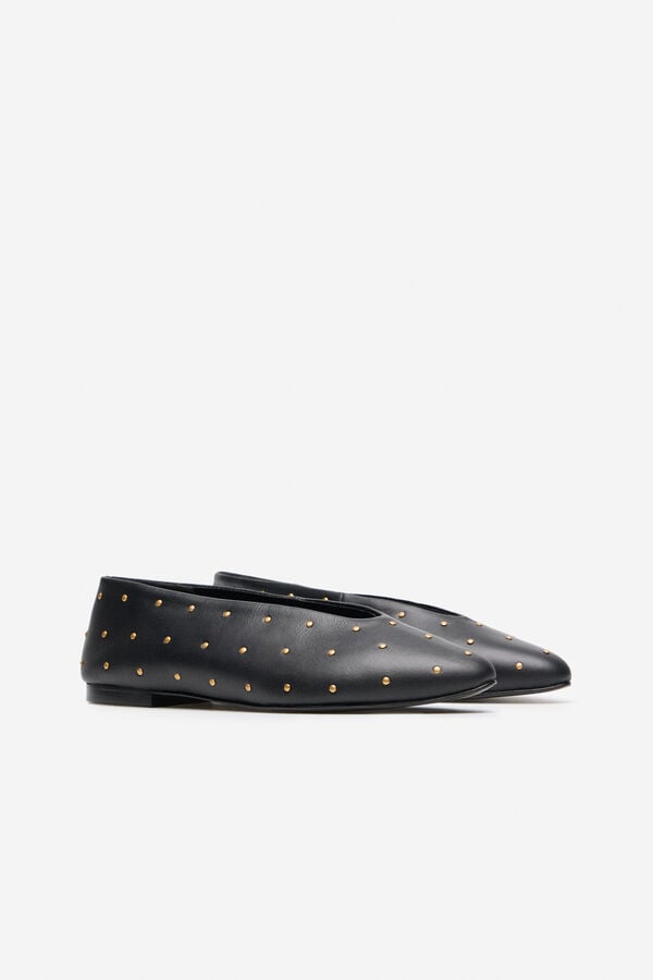 Cortefiel Studded leather ballerina Black