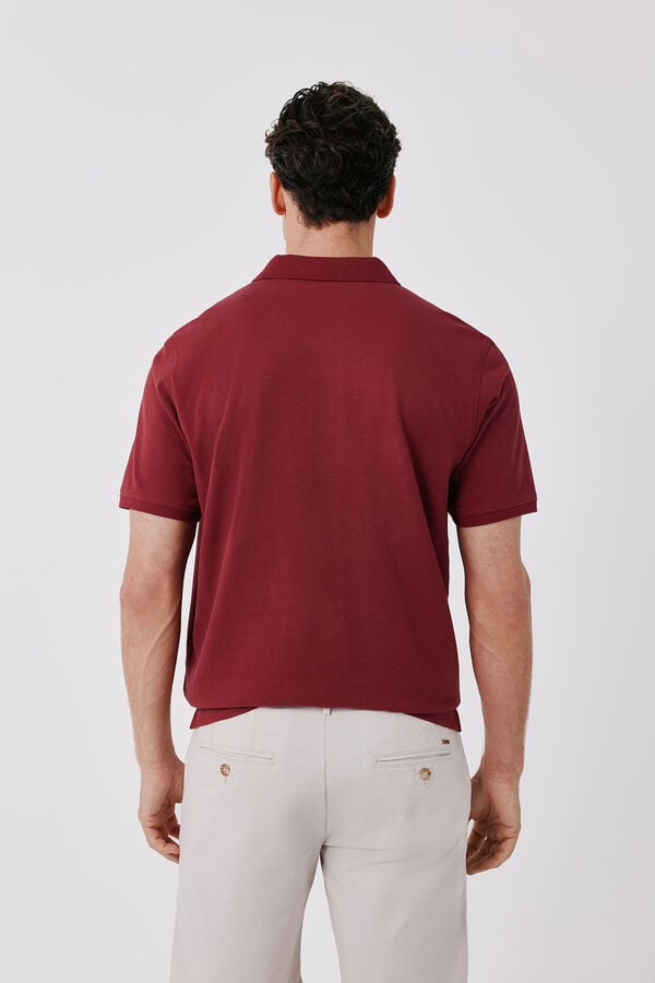 Cortefiel Polo b&aacute;sico piqu&eacute; Vino