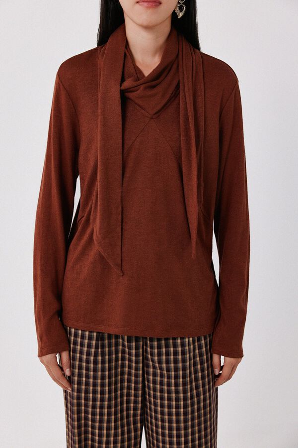 Cortefiel Camiseta bufanda Camel
