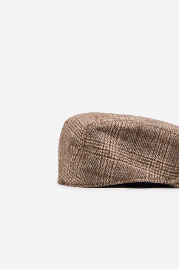 Cortefiel Classic fabric cap Camel