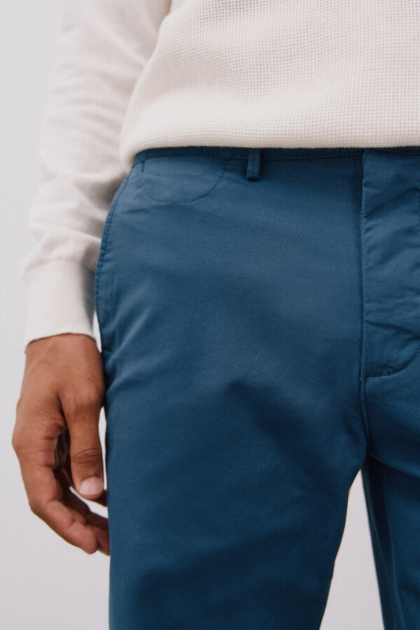 Cortefiel Chino bermuda shorts Blue
