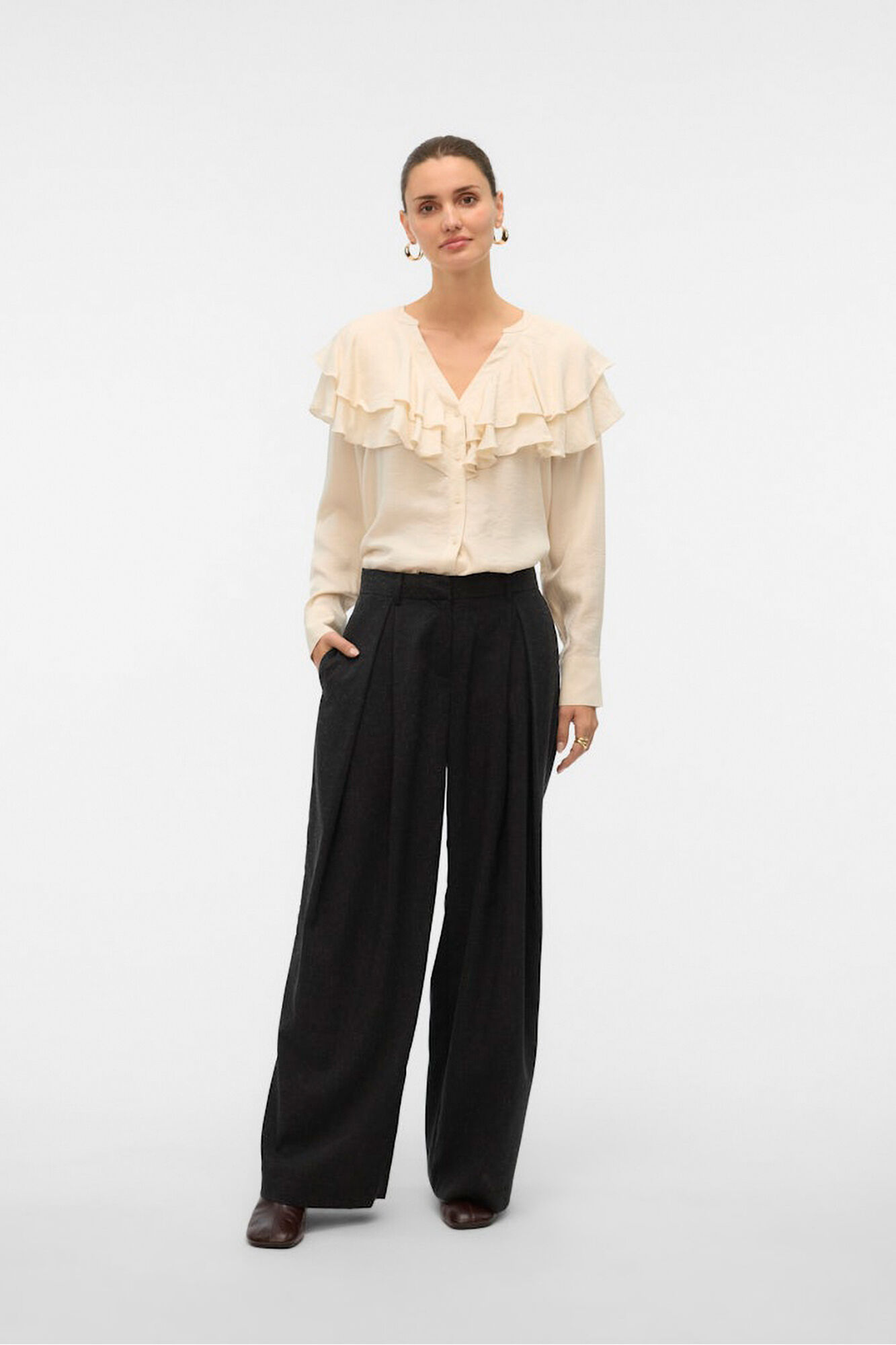 Vero Moda Blusa cuello de volantes