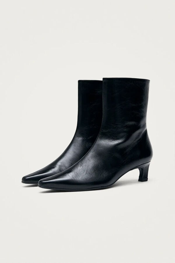 Alohas Botins em couro Ambar Rift Preto