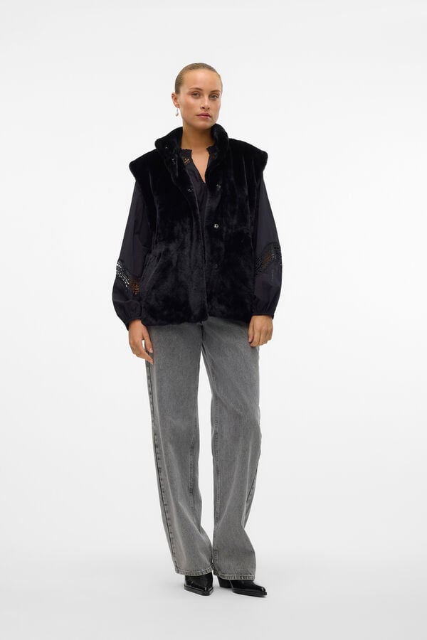 Vero Moda High neck fur gilet Black