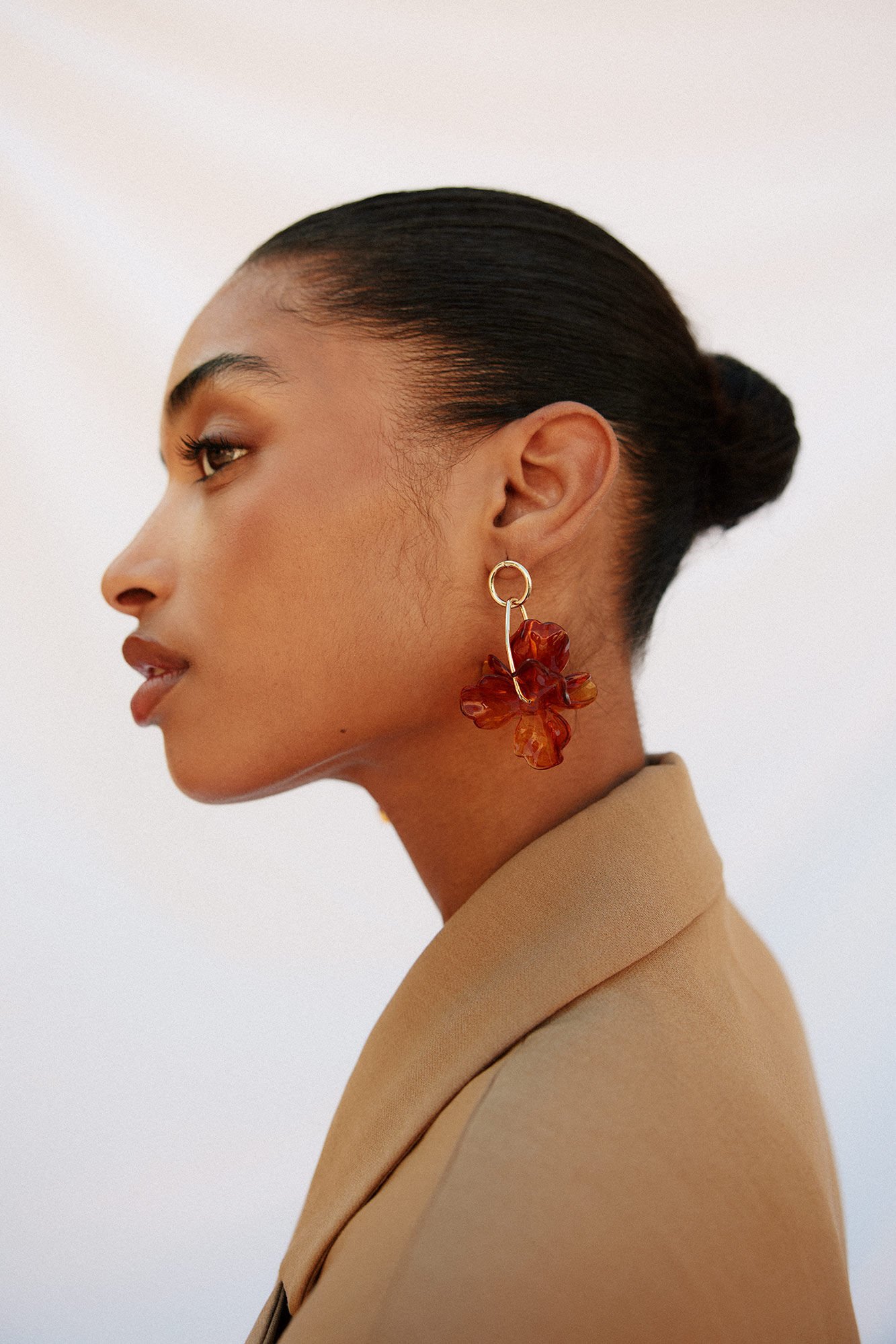 Cortefiel Hoop flower earrings