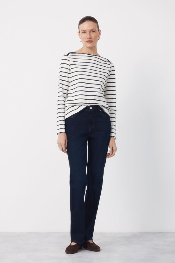 Cortefiel Contrast boat neck t-shirt Printed white