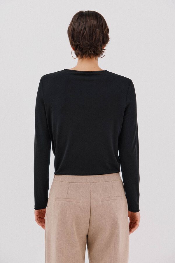 Cortefiel Gold piece top with neckline Black