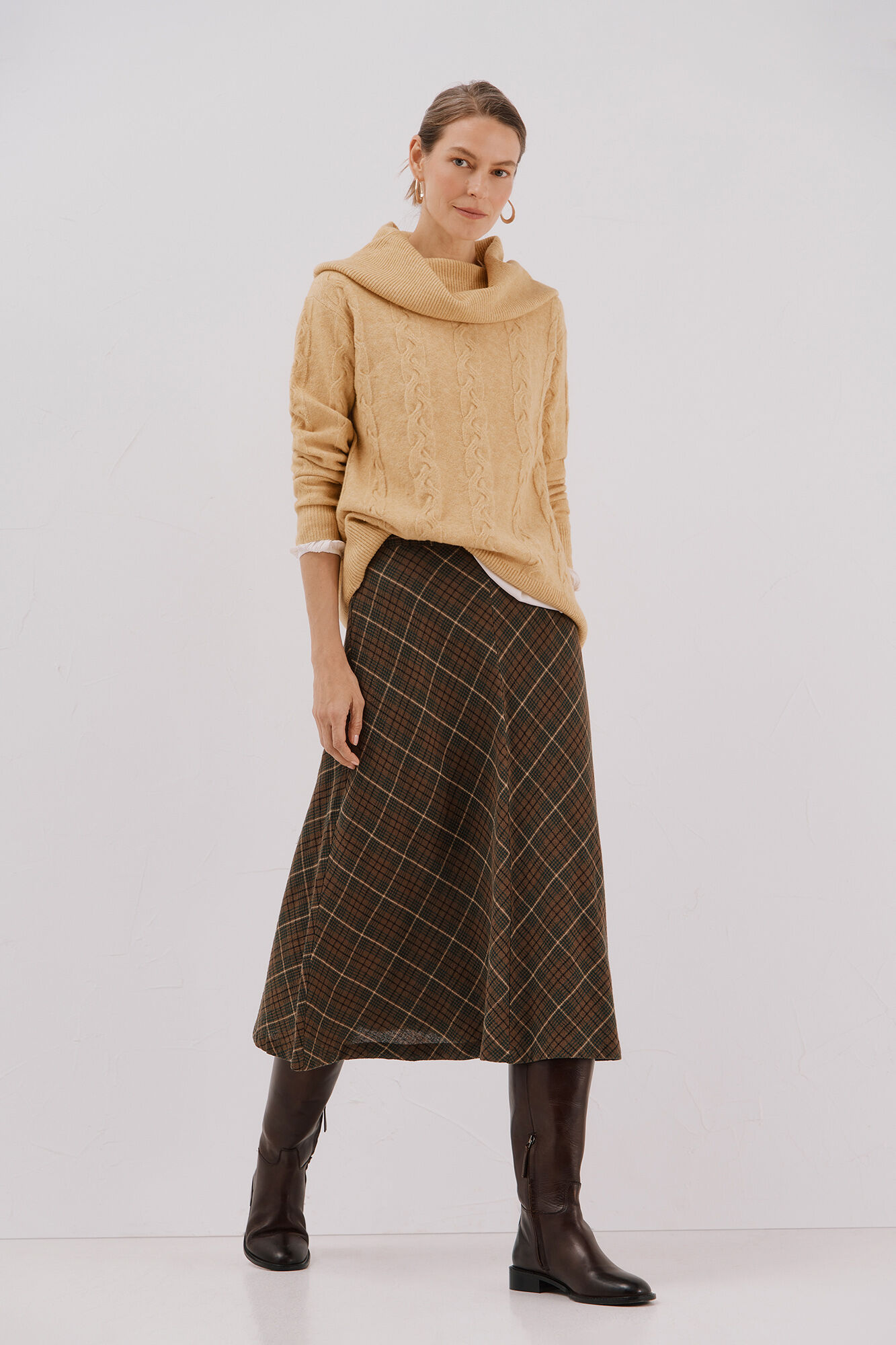 Cortefiel Wide neck sweater