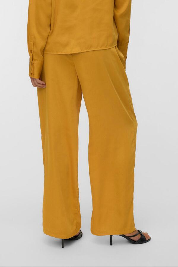 Vero Moda Calças compridas de cetim  Castanho