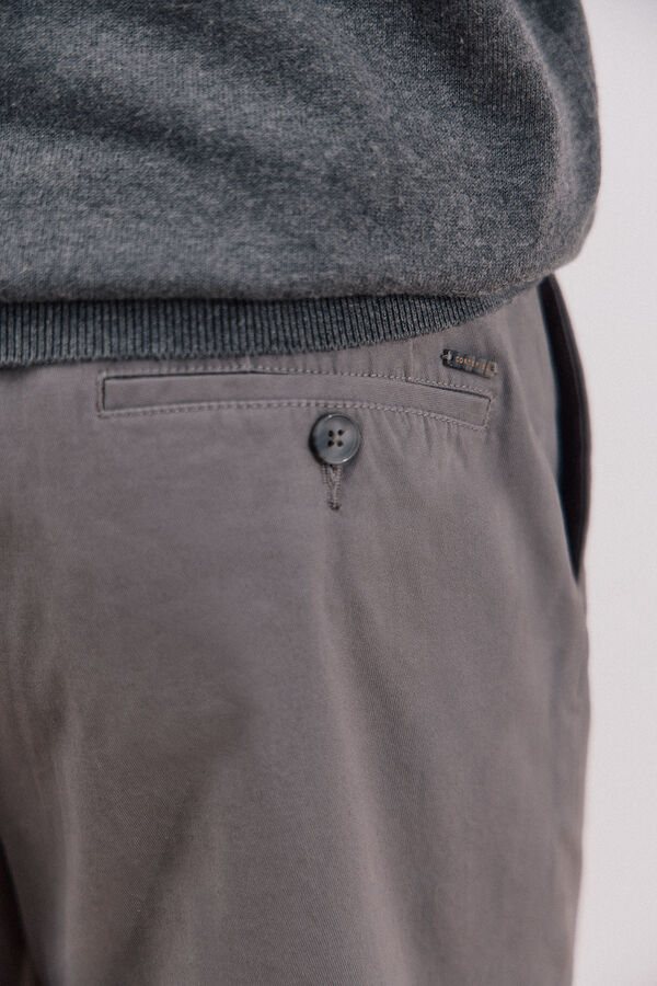 Cortefiel Pantalón chino confort tapered fit Gris