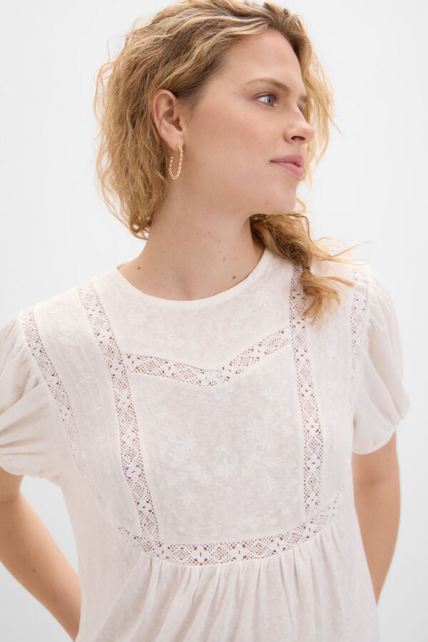 Cortefiel Camiseta con bordado floral Blanco