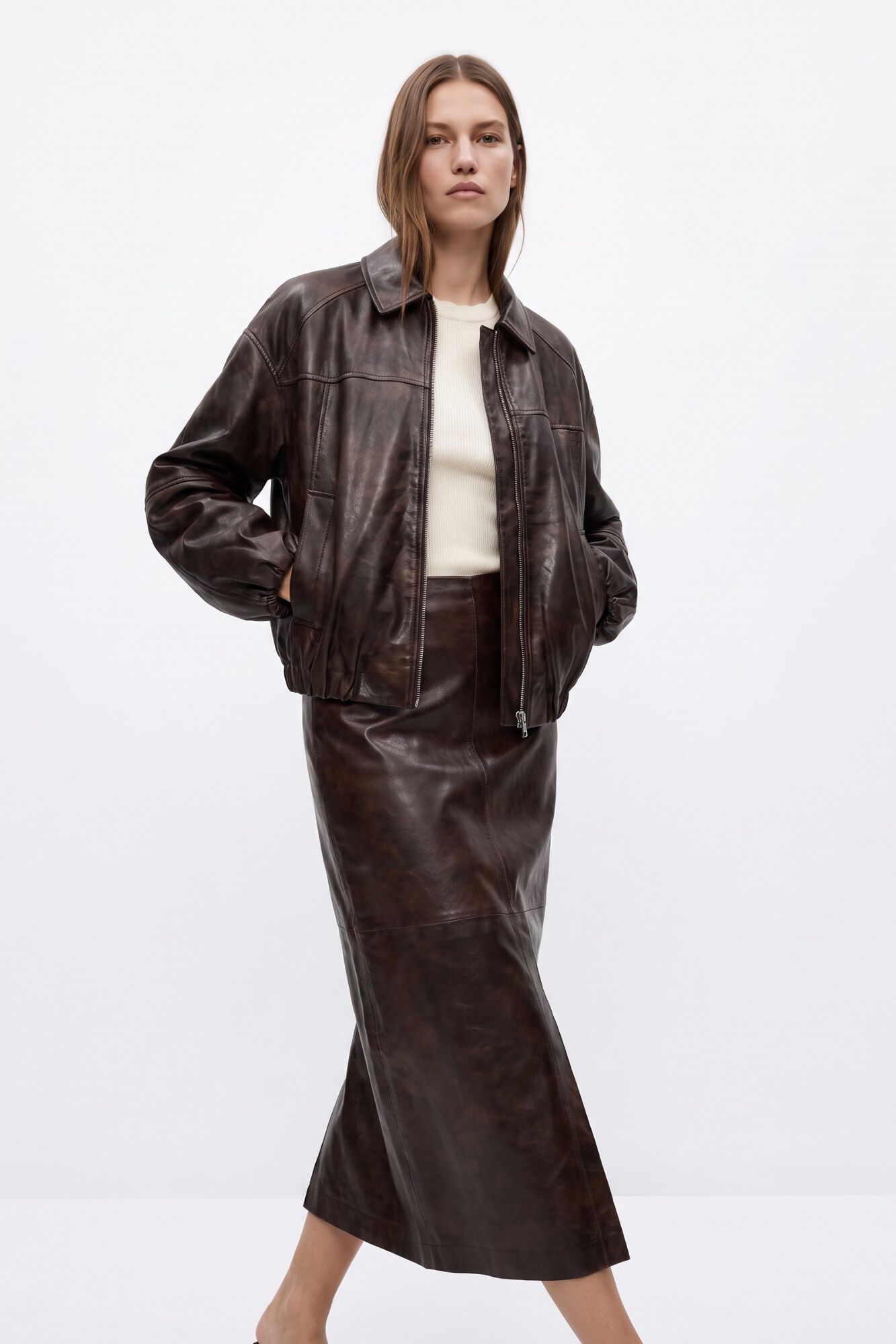 Vero Moda Saia midi de pele