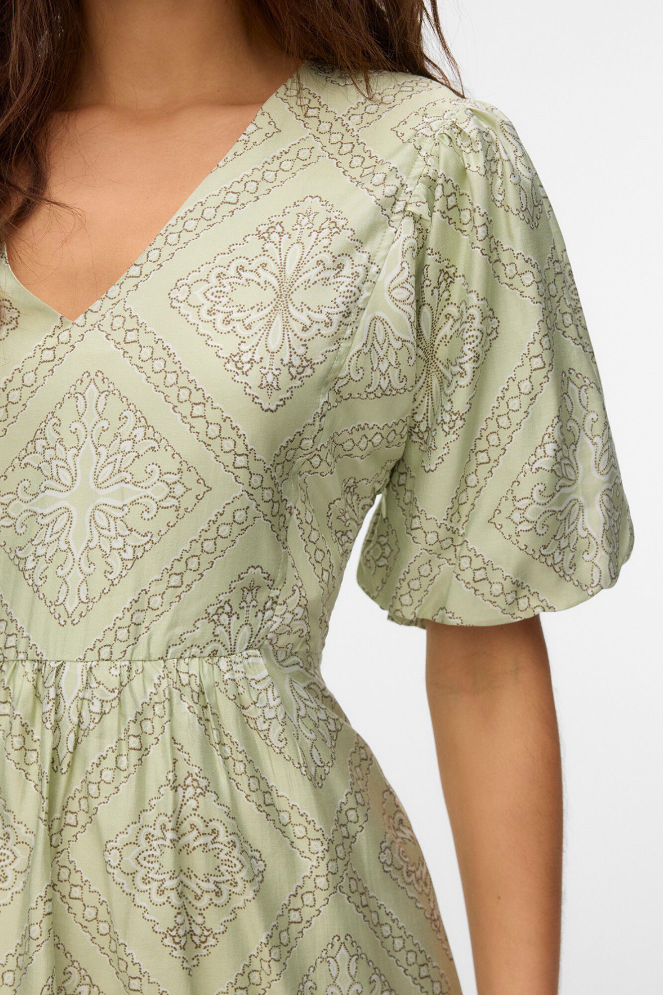 Vero Moda Vestido curto estampado