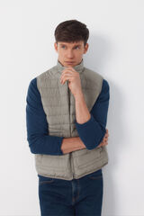 Cortefiel Ultra-light quilted gilet Kaki