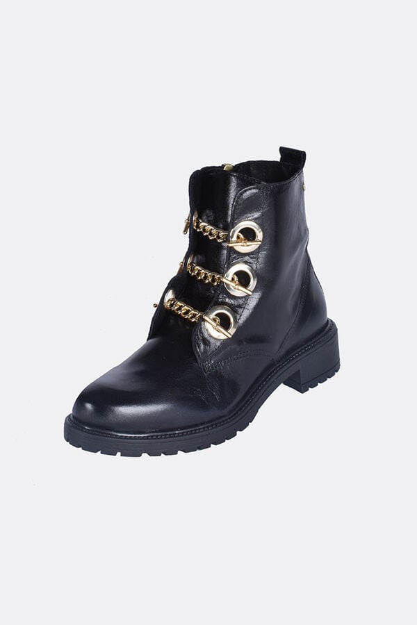 Cortefiel Ankle boot with chains Black