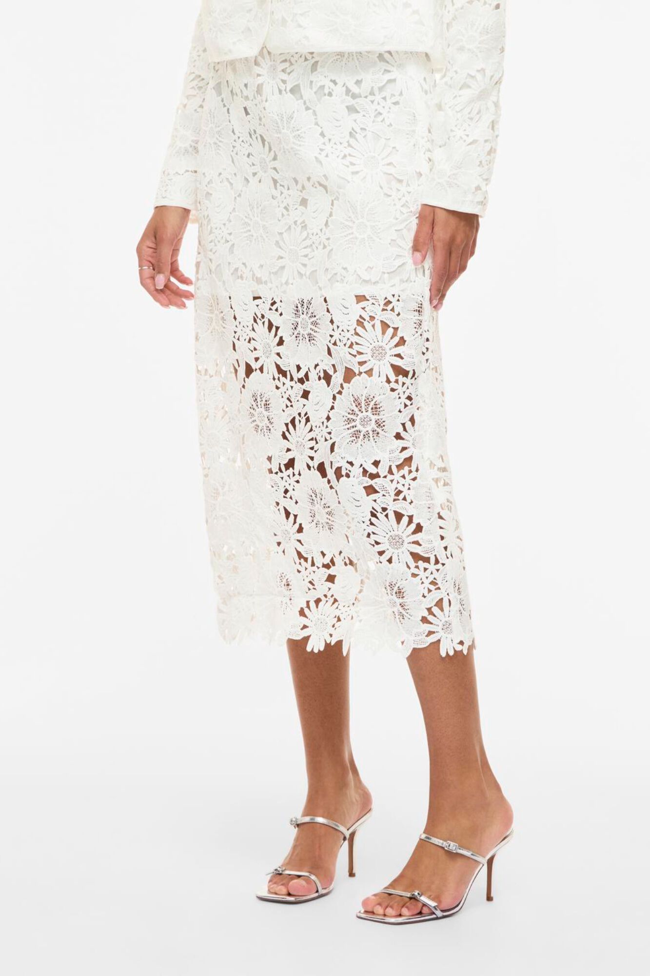 Vila Falda midi con encaje