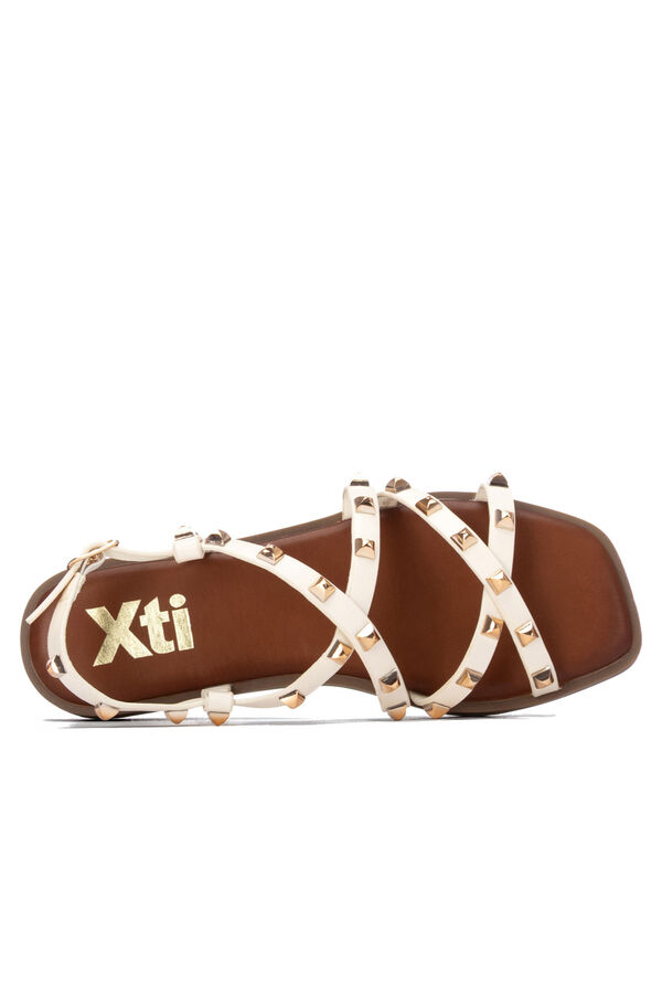 XTI Sand&aacute;lia estilo romana com tachas Ecru