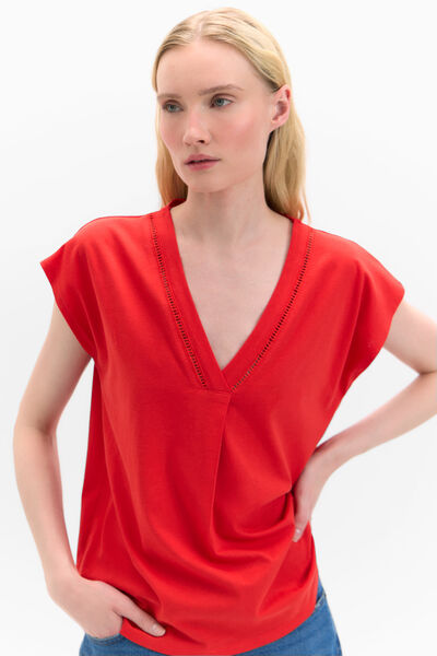 Cortefiel Camiseta pico con detalle puntilla Red