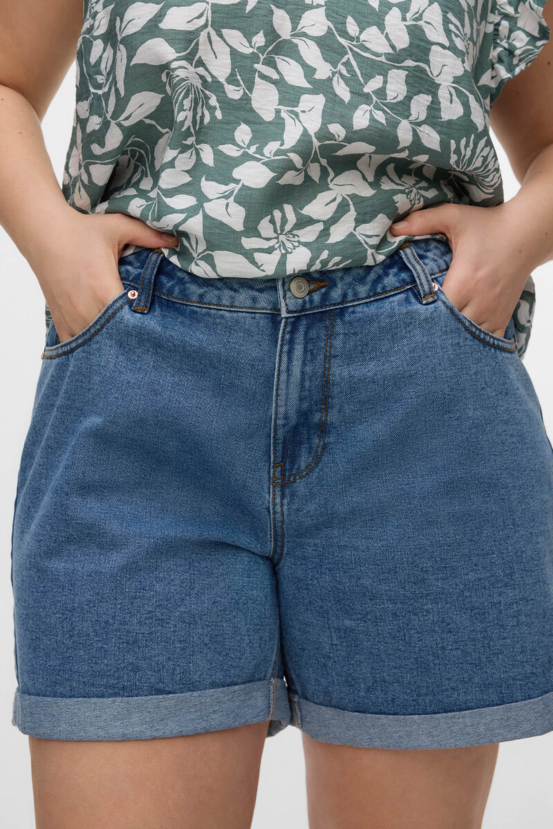 Cortefiel Short denim talla grande