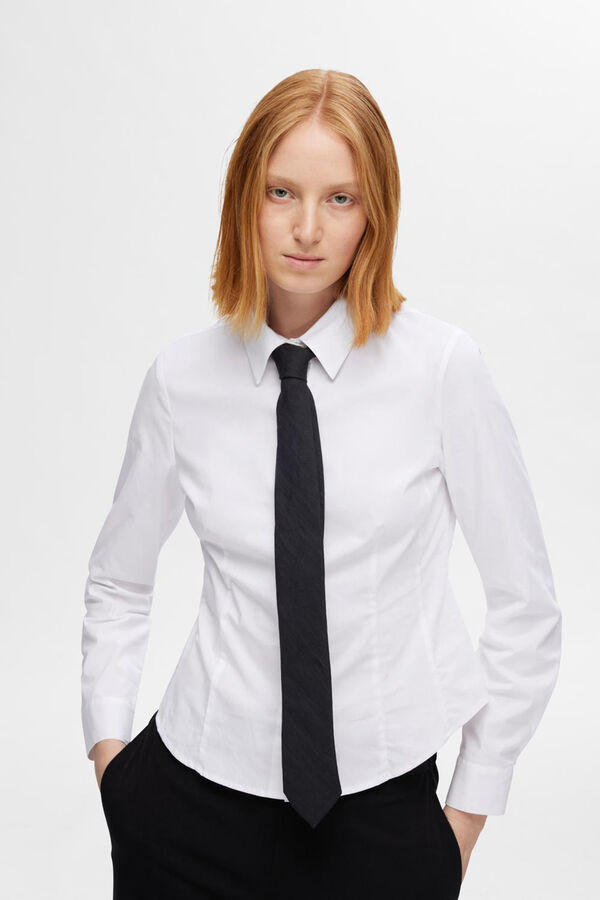 Cortefiel Camisa de manga larga Slim Fit confeccionada con algodón orgánico. White
