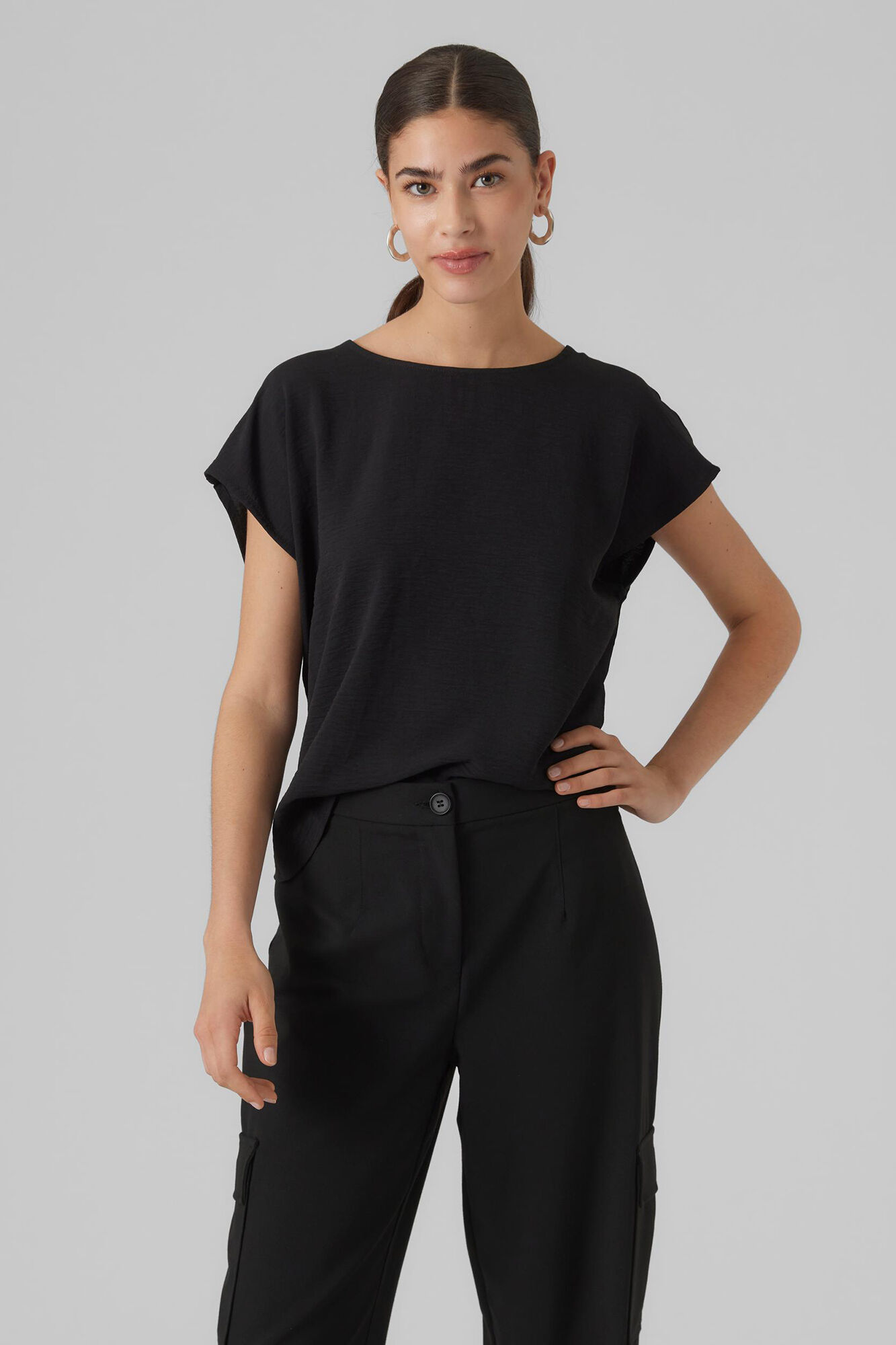 Blusa holgada de mujer de manga corta Blusas de mujer Cortefiel