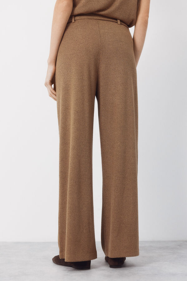 Cortefiel Rustic jersey-knit trousers Kaki