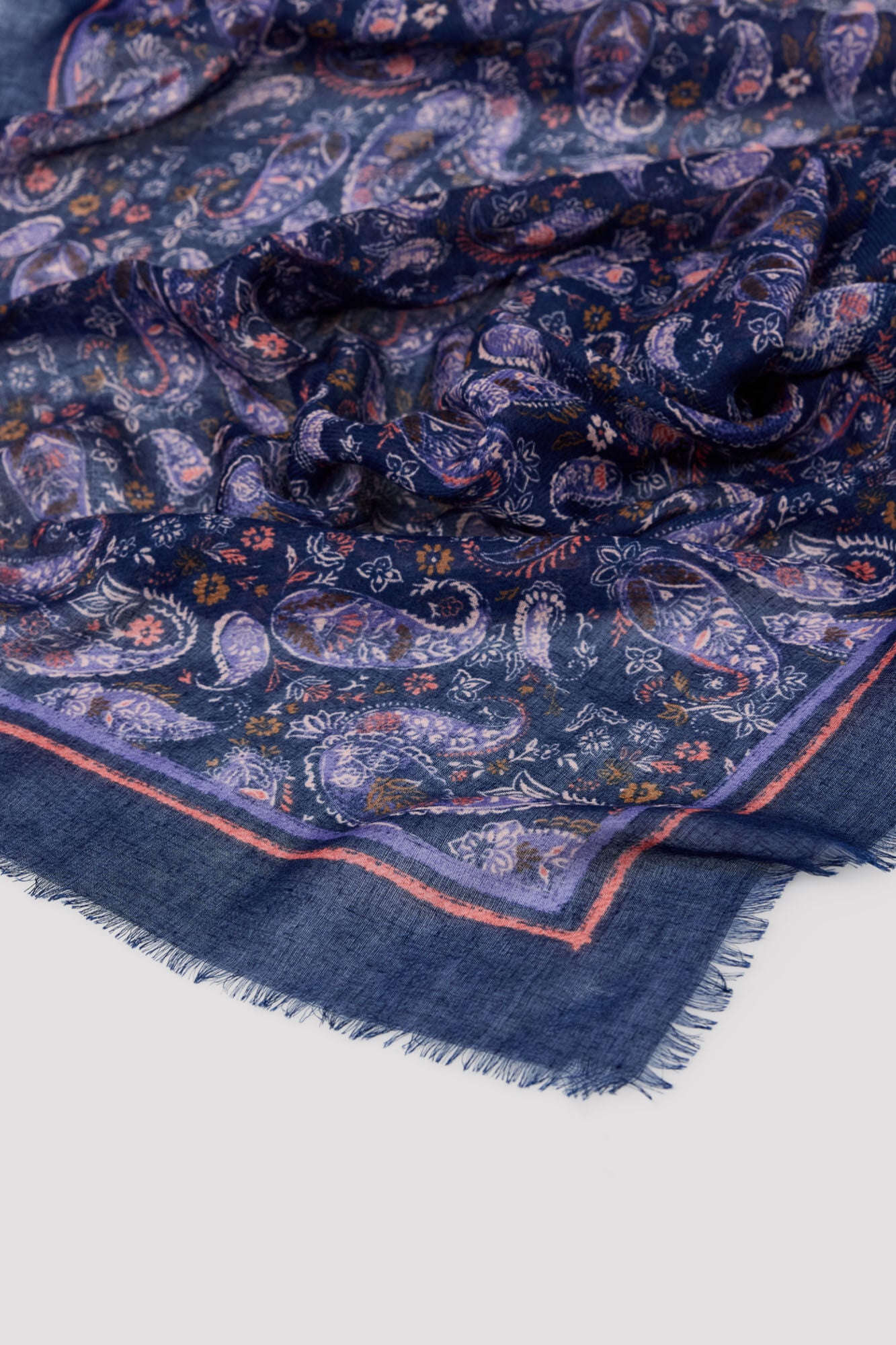 Cortefiel Floral paisley scarf