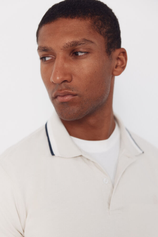 Cortefiel Fantasy neck structure polo shirt Ivory