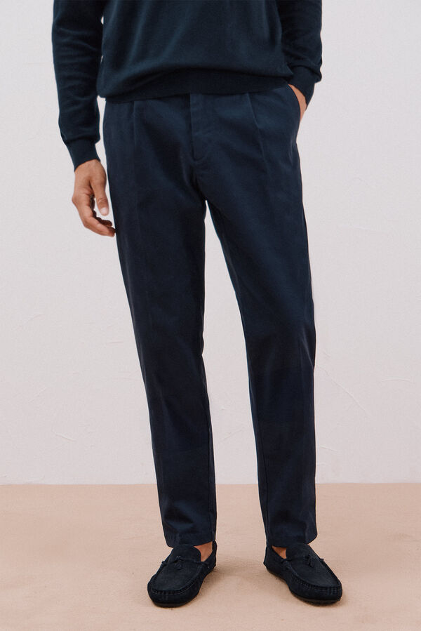 Cortefiel Pantalón chino confort tapered fit Azul marino