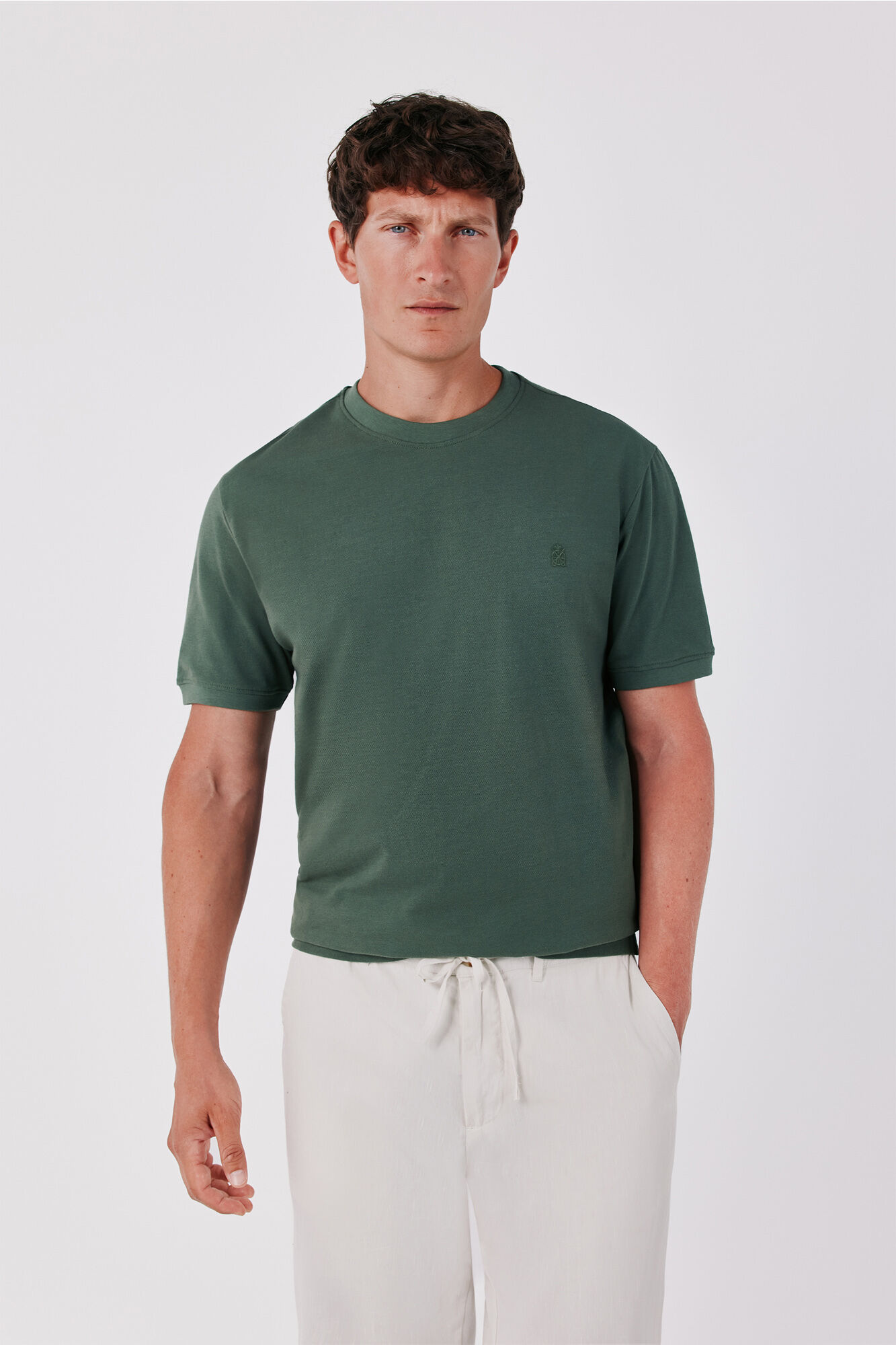 Cortefiel Piqu&eacute; fabric basic T-shirt