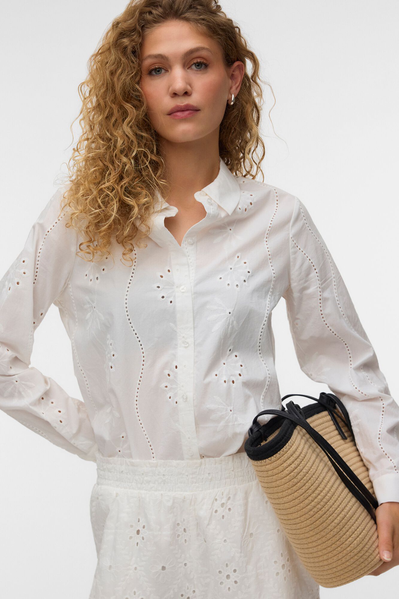 Vero Moda Camisa manga larga calados