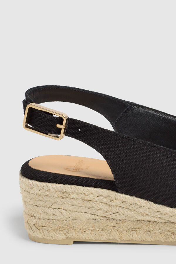 Casta&ntilde;er Alpercata cunha de juta natural Preto