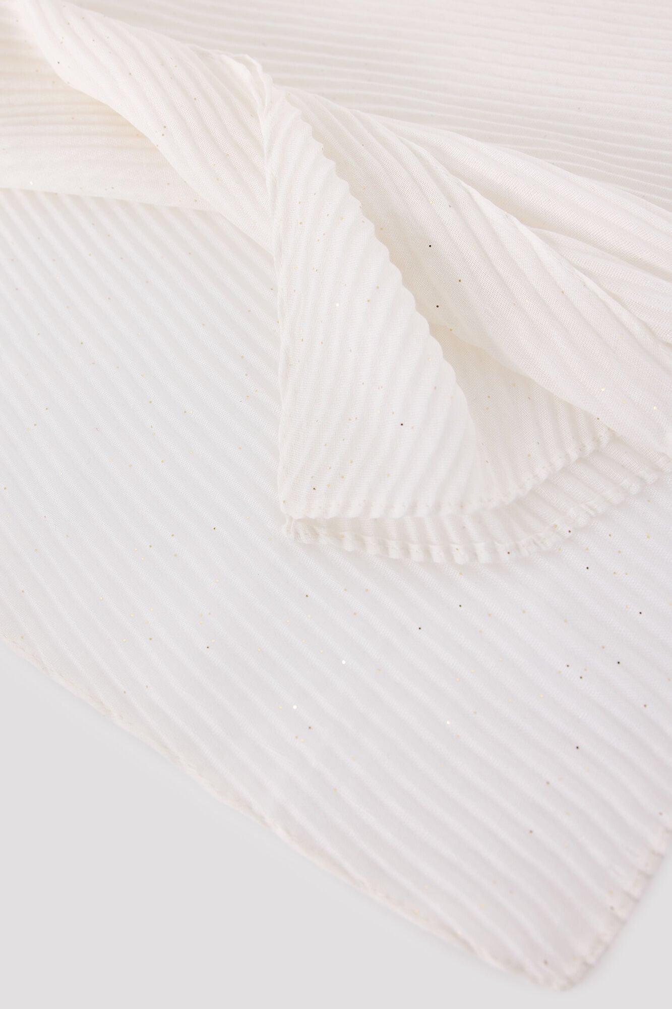 Cortefiel Pleated glitter scarf