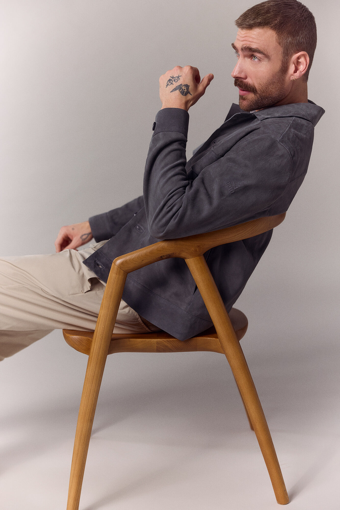 OOTO Blus&atilde;o em camur&ccedil;a