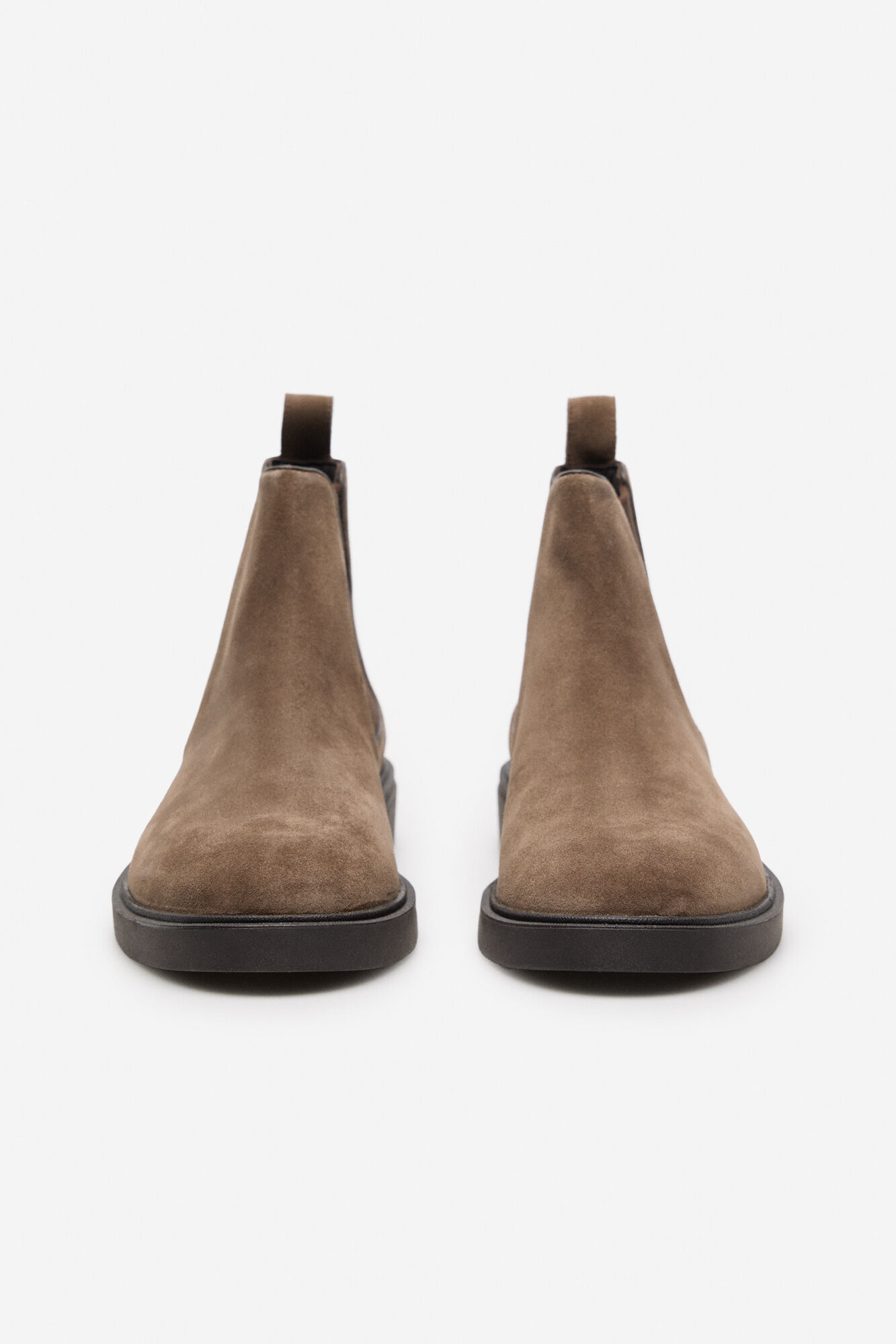 Cortefiel leather boot with side elastic bands