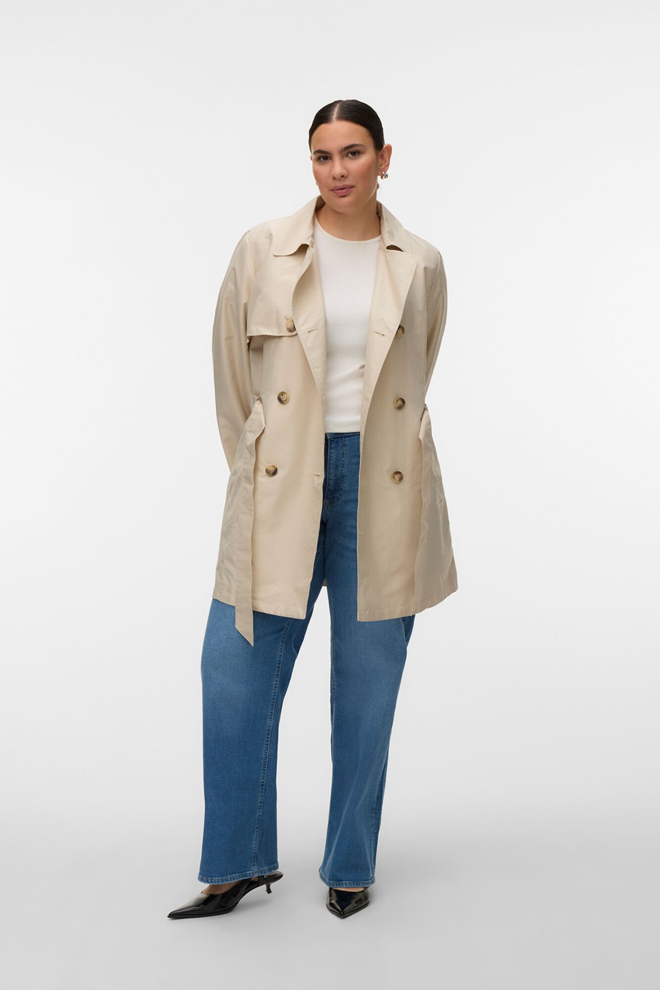 Vero Moda Curve Gabardina curta tamanhos grandes