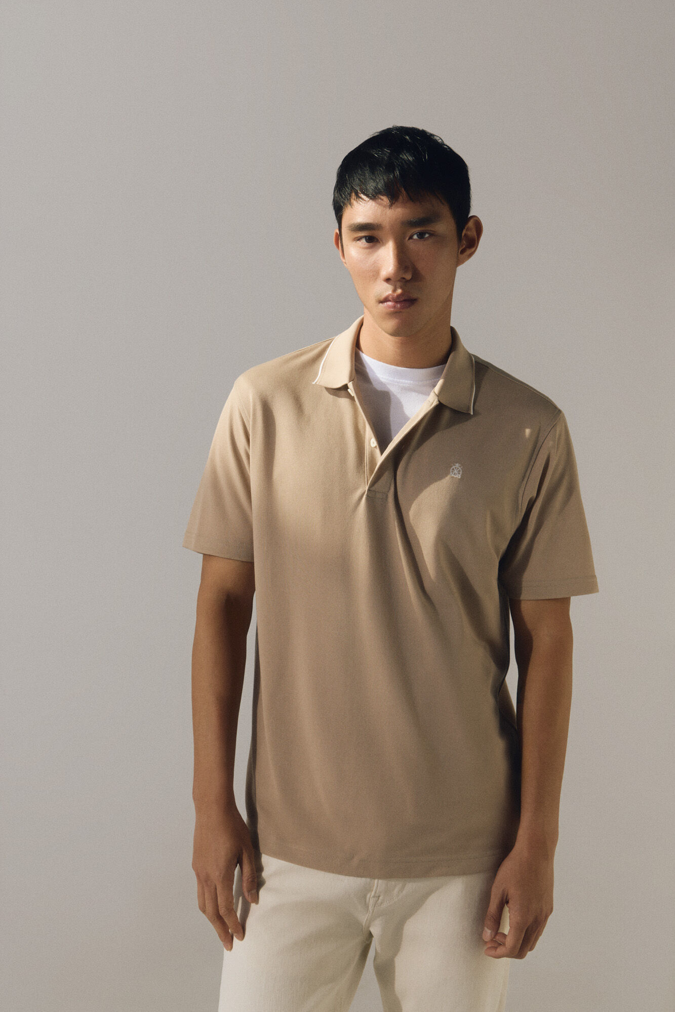 Cortefiel Coolmax&reg; jacquard neck polo shirt