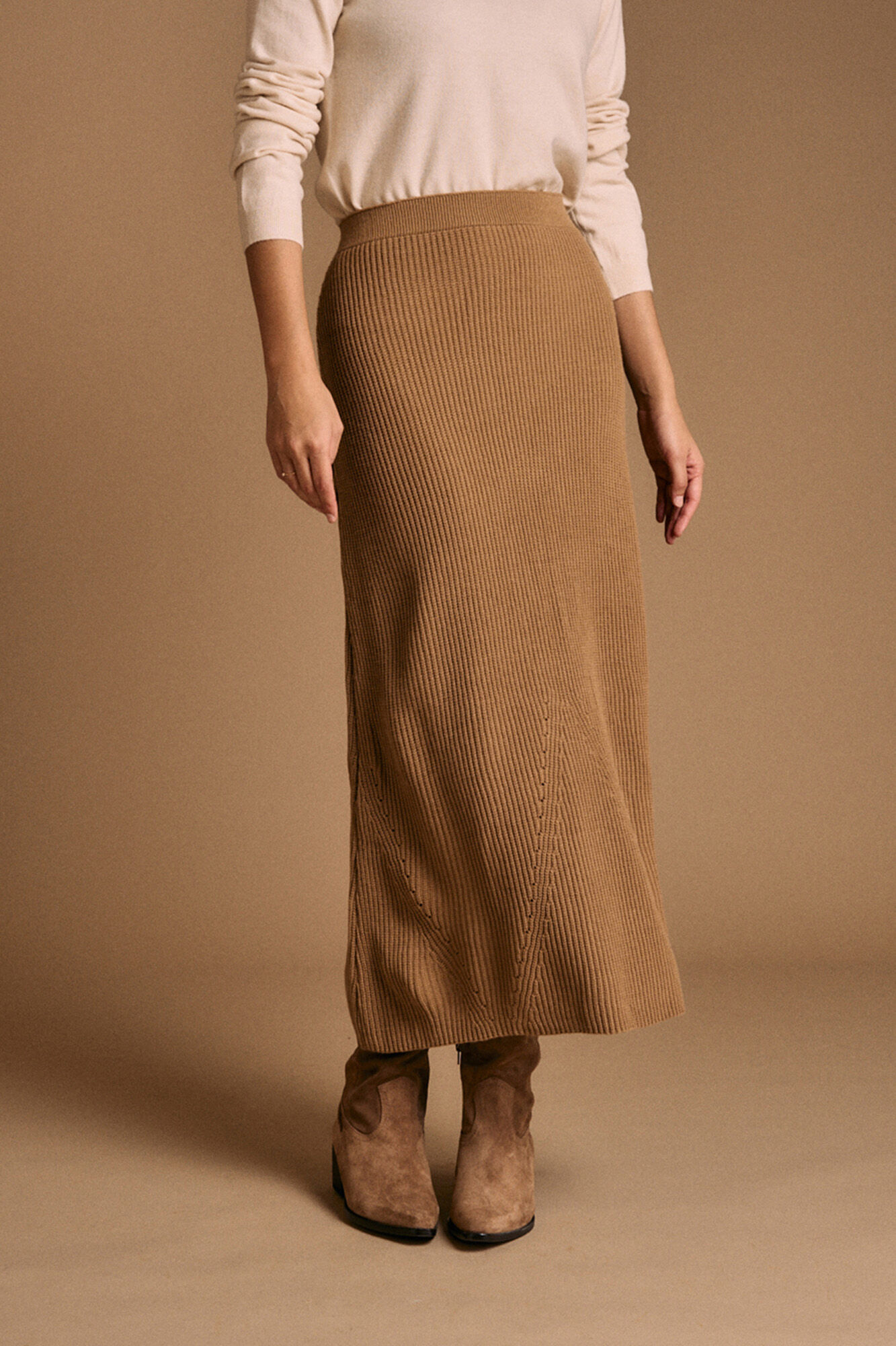 Pol&iacute;n Et Moi Saia longa Miressa