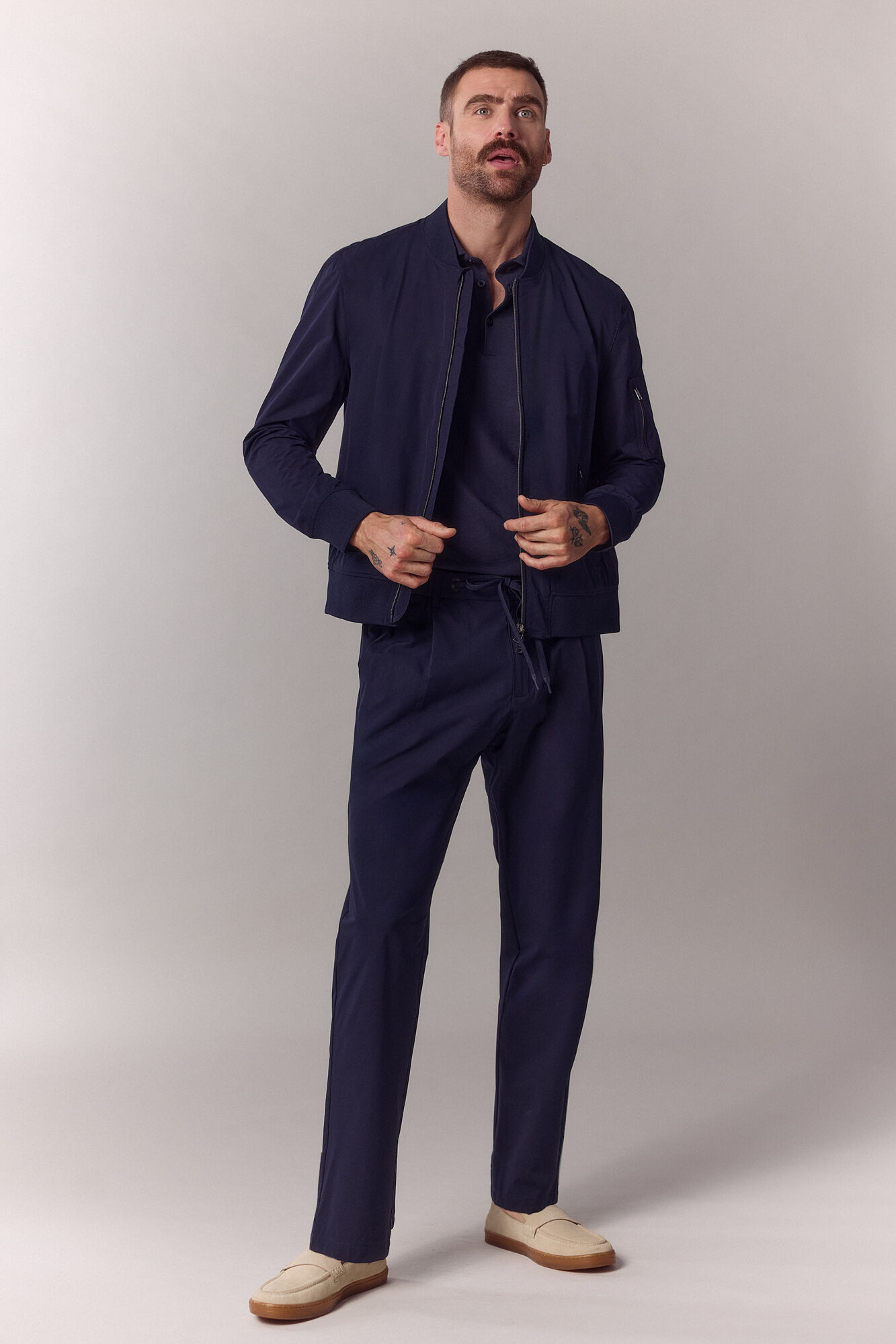 OOTO Blus&atilde;o bomber t&eacute;cnico