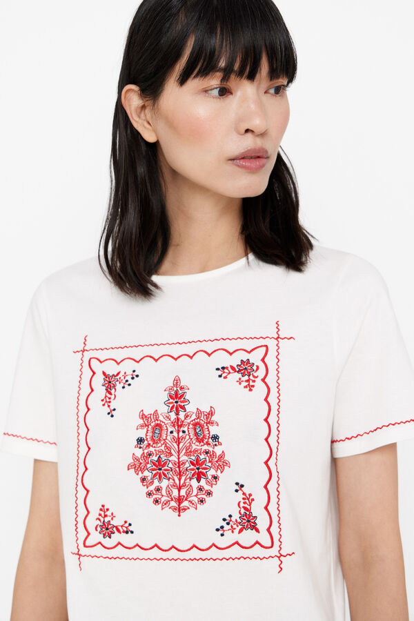 Cortefiel Embroidered t-shirt Printed red